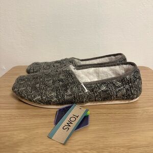 Toms Women's Gray Knit Slip-On Shoes